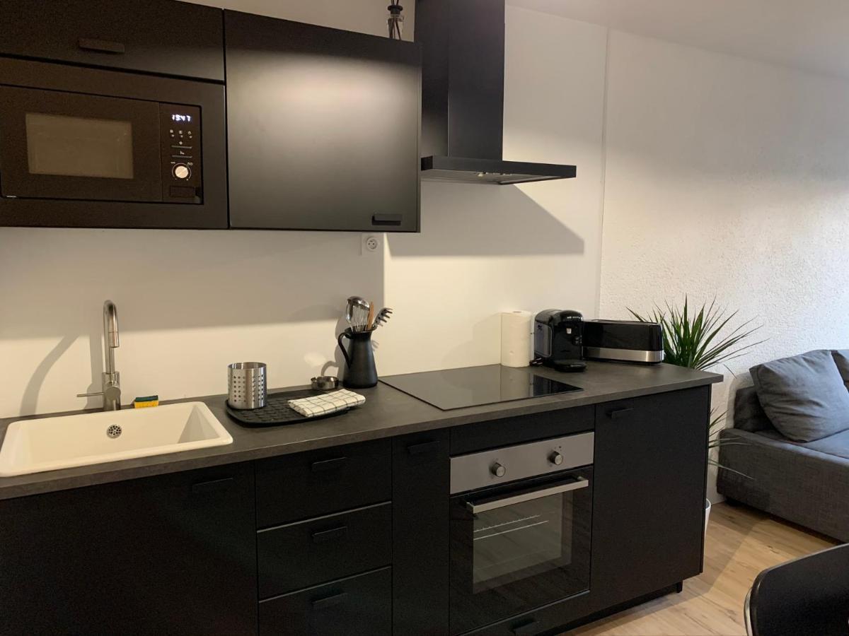 Apartment Renove Et Moderne Au Sacre Coeur *